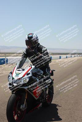 media/Jun-08-2025-TrackDaz (Sun) [[dc1ba13c79]]/Around the Pits/